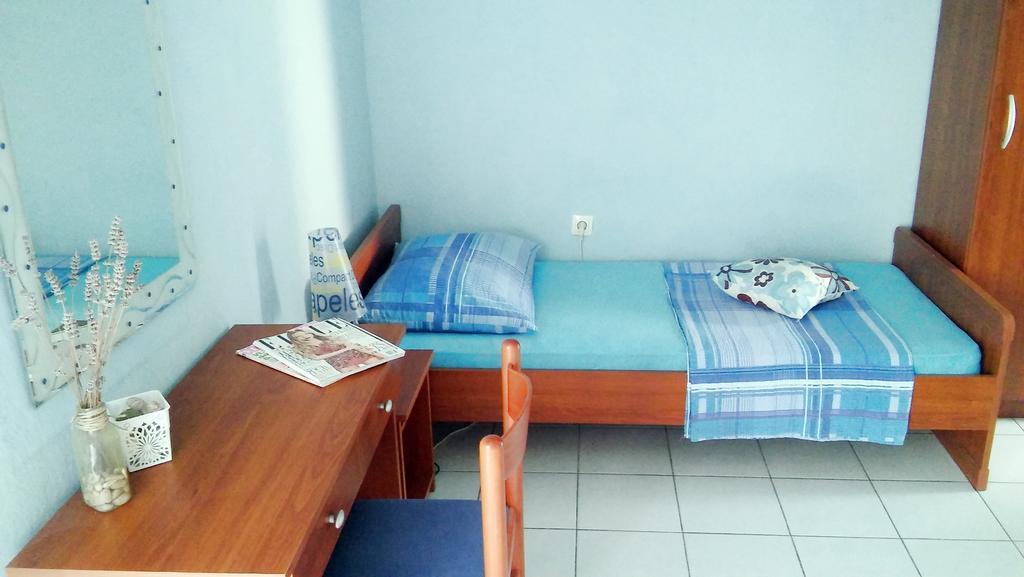 Apartmani Conar Veliki Drvenik Eksteriør bilde